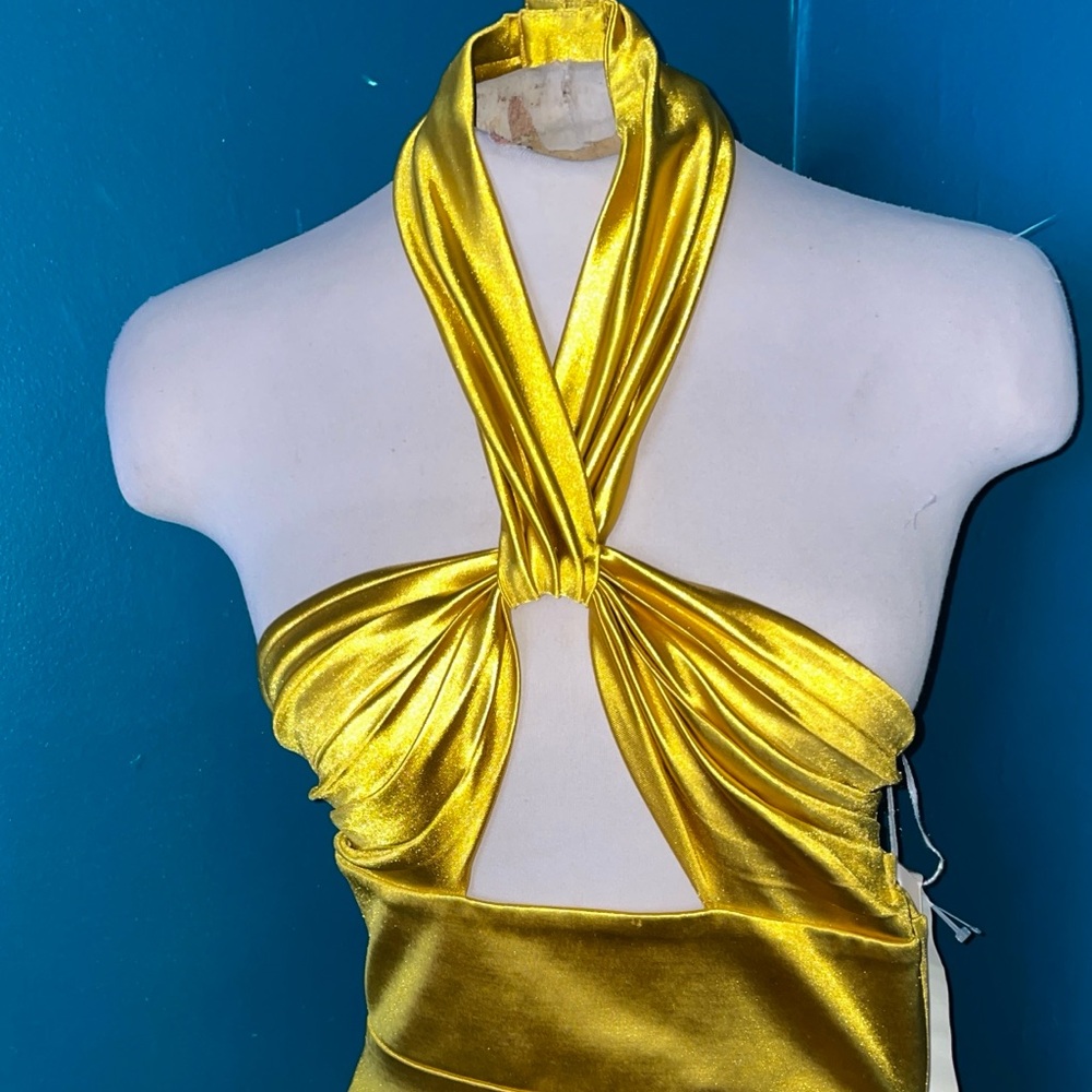 Bronx & Banco Bali Gold Gown - Picture 6 of 10